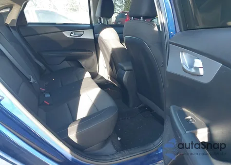 2024 Kia Forte Lxs z USA, uszkodzony, nr VIN 3KPF24ADXRE741158